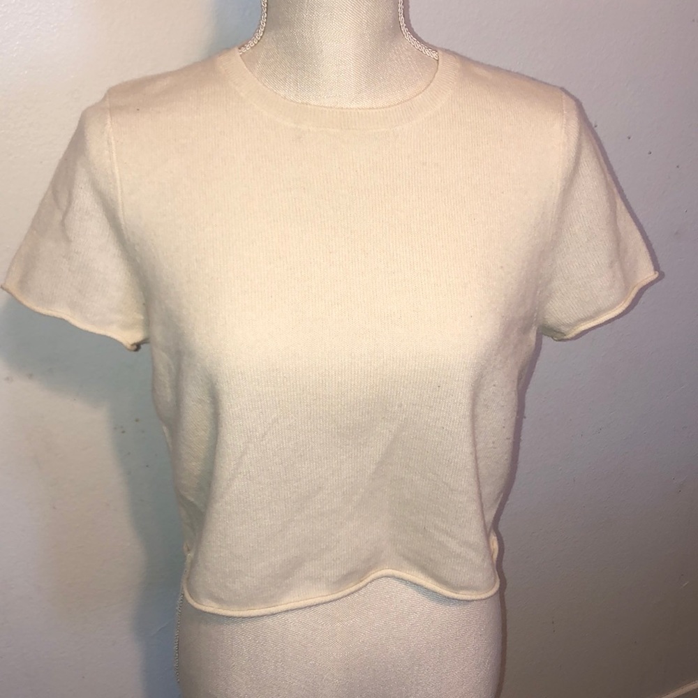 Antonio Melani-Cream colored cashmere crop top